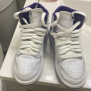 Gently used Jordan 1s